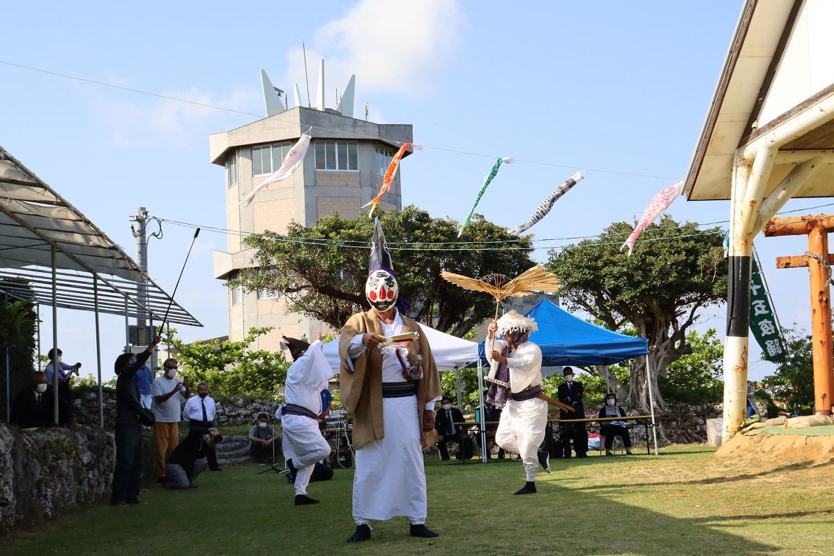 与論の十五夜踊　一番組の画像