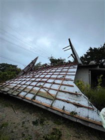 住家屋根損壊